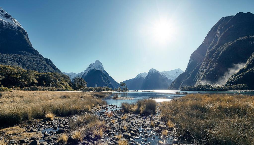 Milford Sound Overnight Cruise - Fiordland Discovery Eksteriør bilde